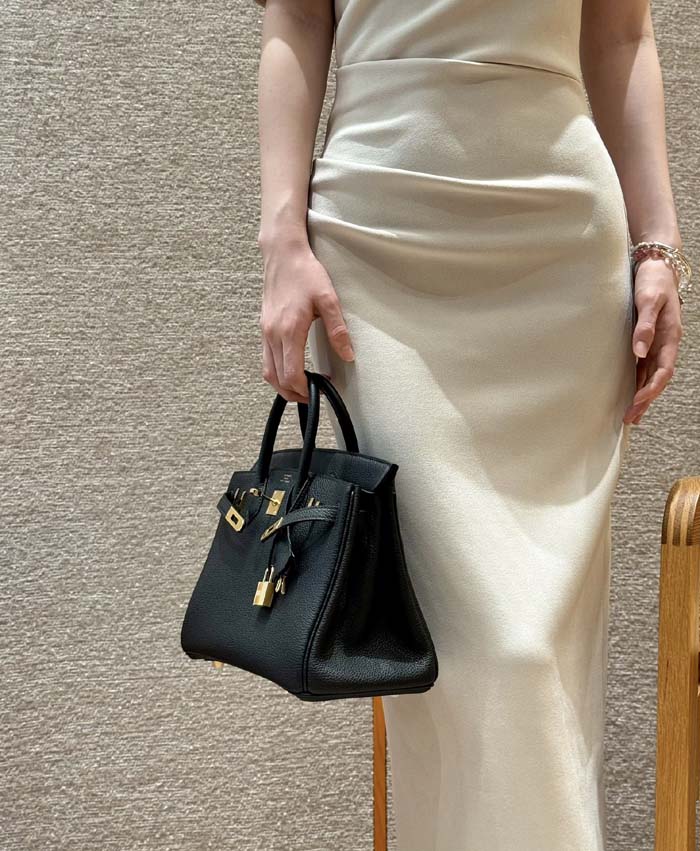 Elegant Hermes Birkin Bag Replica in Hermes Birkin 30 Black Replica 