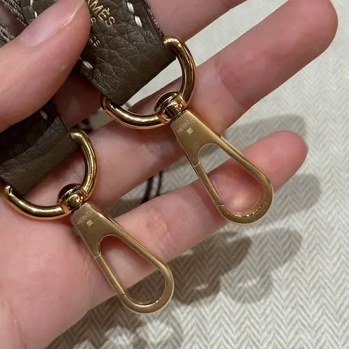 Authentic Hermes Hardware Engraving Replica Engraved Hermes Paris hardware on Evelyne TPM replica strap attachment