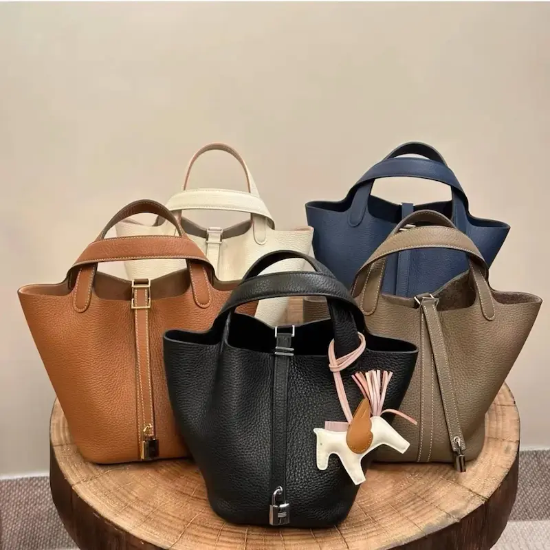 Replica Picotin Lock 18 Color Collection Five color options of replica Hermes Picotin Lock 18: Black, Gold, Blue, Gray, White