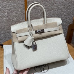 Best replica Hermes Craie Birkin 25 with pristine silver hardware on the front clasp