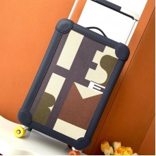 Replica Hermes R.M.S Cabin Suitcase - Etain Luggage Front View Replica Hermes R.M.S Cabin Suitcase in Etain color with iconic hardware.