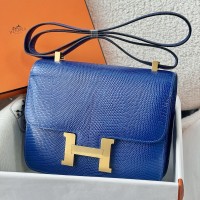Replica Hermès Constance 24cm Bag Bleu Saphir Gradient Speckled Lizard Skin Gold H Hardware Crossbody Replica Hermès Constance 24cm Bag Bleu Saphir Gradient Speckled Lizard Skin Gold H Hardware Crossbody