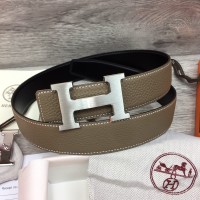 Replica Hermes H belt 38mm Etoupe reversible Clemence leather strap with gold H buckle