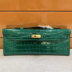 Shop Replica Hermes Kelly Cut Clutch Vert Emeraude Alligator Crocodile Shiny Skin Replica Hermes Kelly Cut Clutch Vert Emeraude Alligator Crocodile Shiny Skin