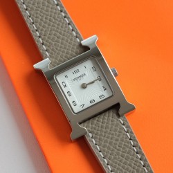 Replica Hermès Heure H Mini 21mm White Gold Plated Watch with Chestnut Epsom Calfskin Strap Replica Hermès Heure H Watch Mini 21mm White Gold Case Chestnut Epsom Leather Ladies Wrist Watch
